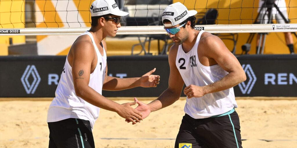 Renato and Vitor Felipe win silver at the Beach Volleyball World Cup