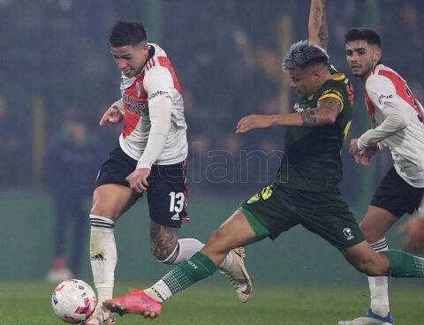 River, without the selected Armani and Álvarez, equalized with Defense and Justice