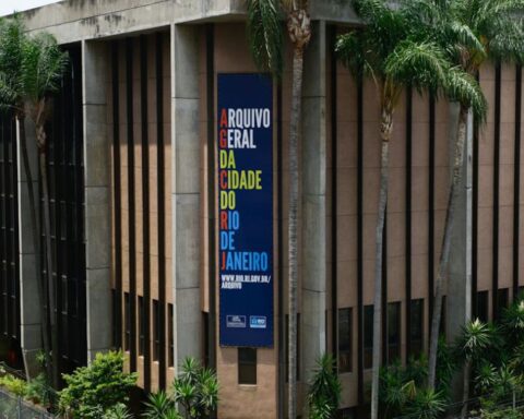 Samba de terreiro opens the series Saraus Cariocas, in Rio