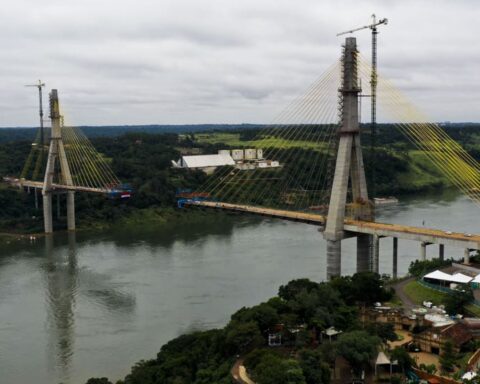 Second bridge between Brazil and Paraguay has 84% ​​of the work completed