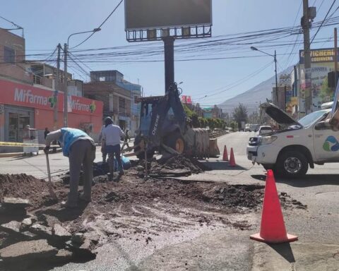 Sedapar breaks newly paved road on Progreso street (VIDEO)