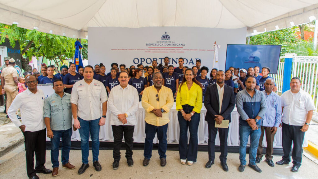 Social Policy Cabinet opens five training centers in Hato Mayor