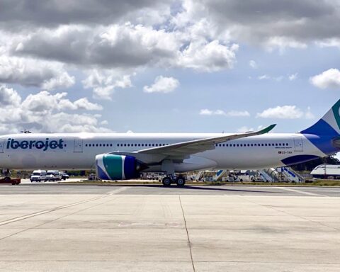 Aeronave de la compañía española Iberojet. Foto: aerolatinnews.com / Archivo.