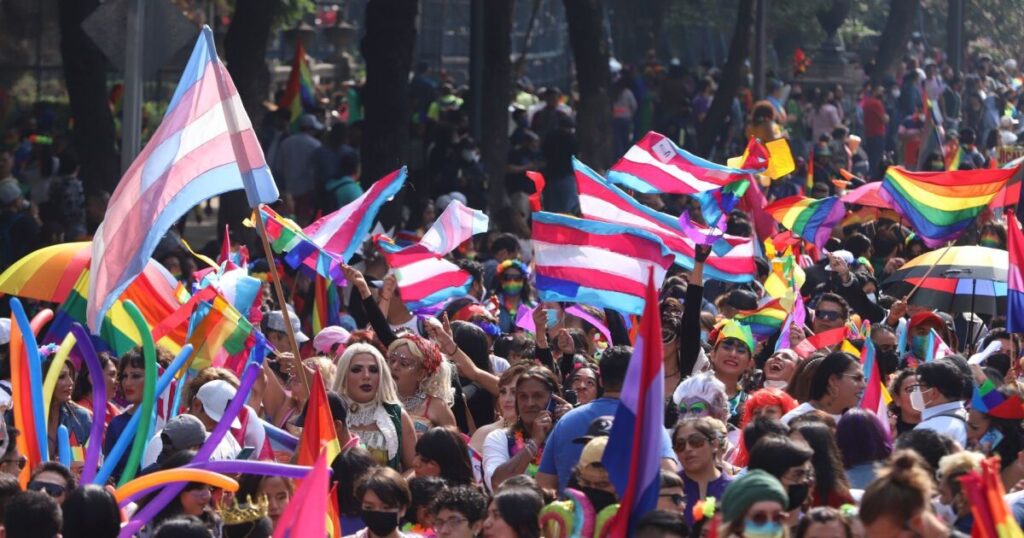 Stop hate speech, they ask at the 44th LGBTTTIQ+ Pride March