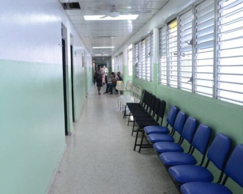 Hospital strike This is what the areas of the Salvador B. Gautier Hospital look like today, in the capital, paralyzed since yesterday