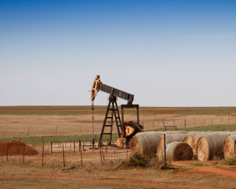 Texas oil opens 1.12% higher to $120.75