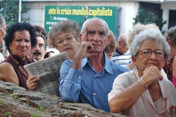 fidelistas cuba ancianos tercera edad adulto mayor viejos envejecimiento coronavirus salud pandemia