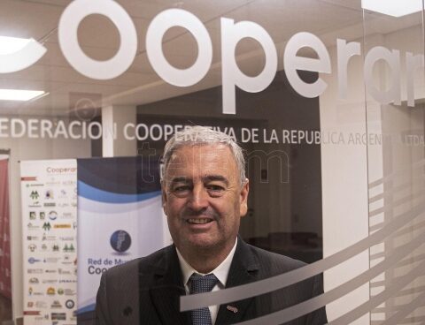 The Argentine Guarco was re-elected as president of the International Cooperative Alliance