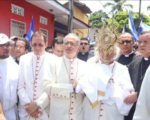 The Church that stands up to the dictatorship