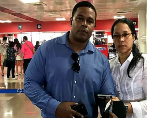 The Cuban regime prohibits activists invited by the US to the Summit of the Americas from traveling
