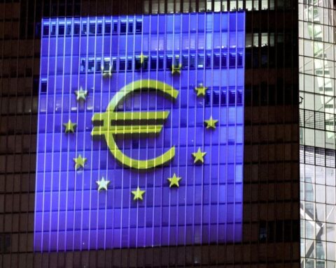 The ECB calls an extraordinary meeting