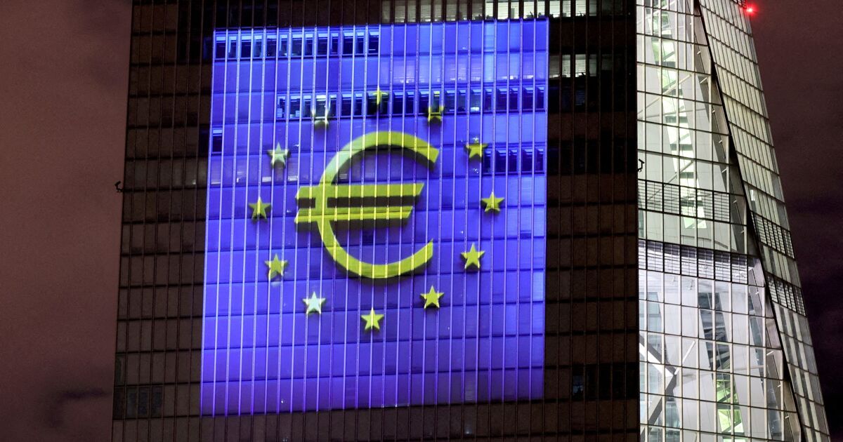 The ECB calls an extraordinary meeting