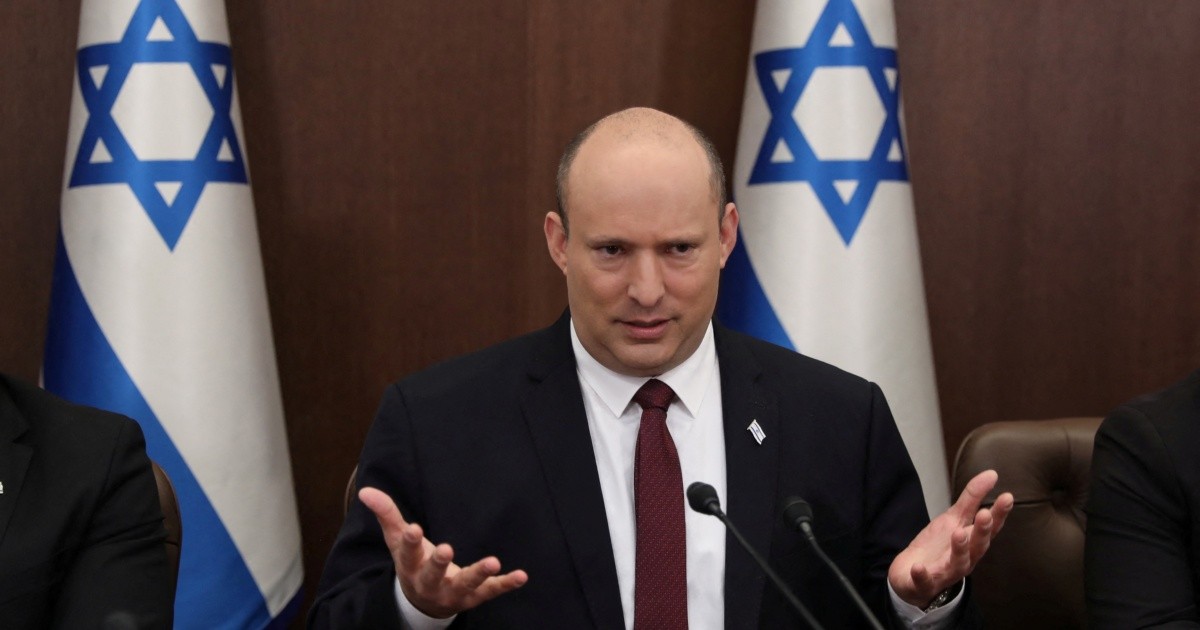 The ruling coalition in Israel seeks to dissolve Parliament and call early elections