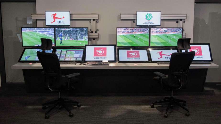 The teams to implement the VAR in the Clausura tournament arrived in Bolivia on Tuesday, according to National Customs