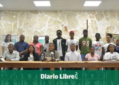 They demand public policies against unemployment