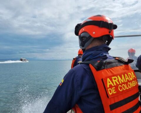 They find the body of a young man who had disappeared in 'La Barra' in Buenaventura (Valle)