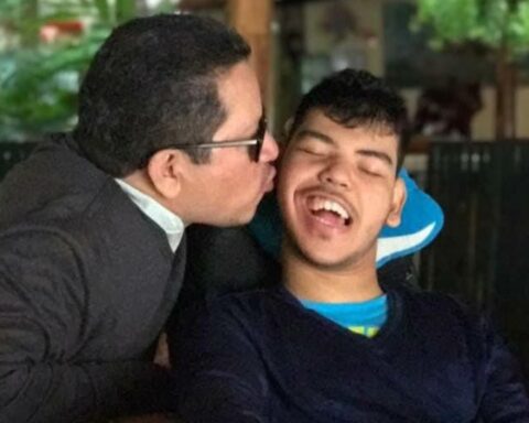 "They have you under those bars unfairly and we cannot celebrate Father's Day," says Miguel Mora's wife