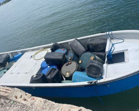 Investigan si embarcación hallada en Barahona fue usada para trasbordo de droga