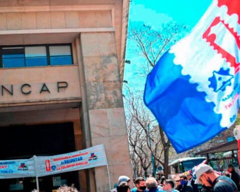 This Tuesday the ANCAP unions stop and on Wednesday all the state unions