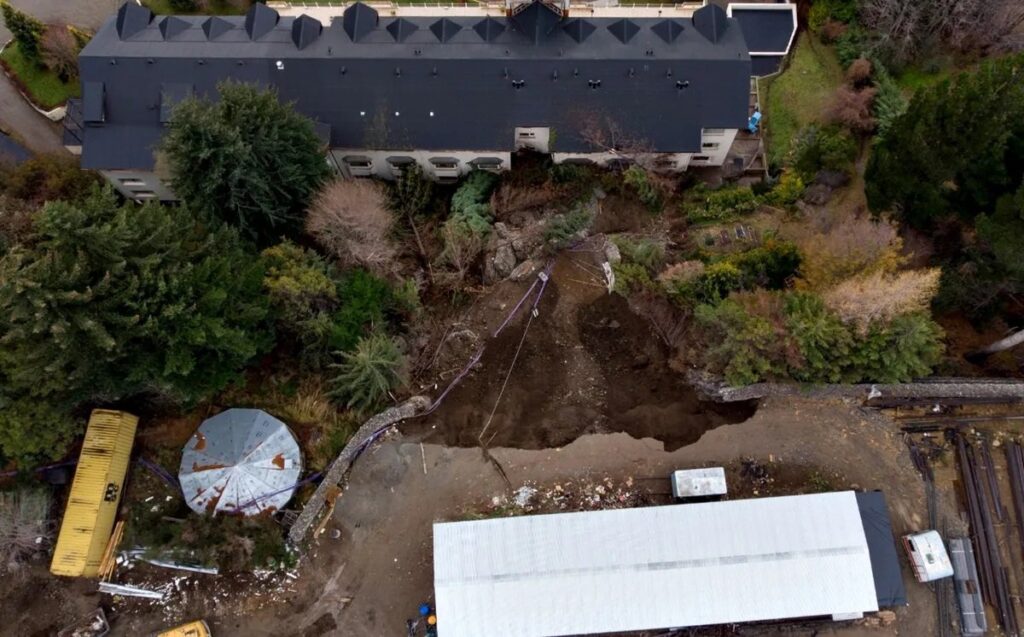 Three Uruguayan tourists die due to a mudslide in southern Argentina