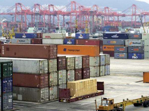 Trade deficit already reaches US$4,801 million in 4 months