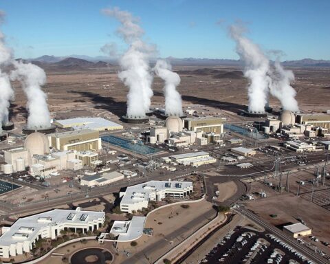 Central nuclear de Palo Verde, EEUU. Foto: AP.
