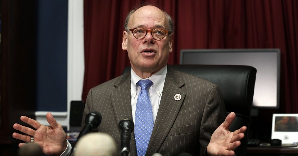 El representante demócrata Steve Cohen, uno de los promotores del llamamiento al presidente Biden a cooperar con Cuba en materia de vacunas contra la COVID-19. Foto: UsaToday / Archivo.