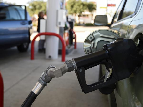 Unions believe that the rise in gasoline prices will affect the family basket