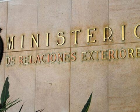 Uruguay greeted Colombia for an exemplary electoral process and congratulated Petro on his victory