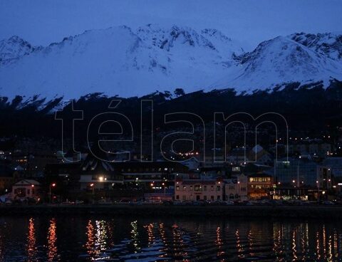 Ushuaia prepares to celebrate the "Party of the Longest Night"