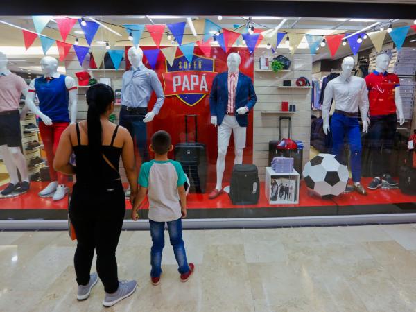 When is Father's Day in Colombia?: Business rescheduled the date