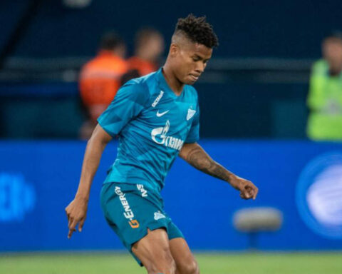 Wilmar Barrios' Zenit seeks to hire a Colombian striker