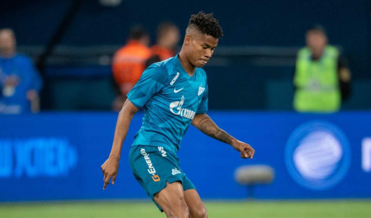 Wilmar Barrios' Zenit seeks to hire a Colombian striker