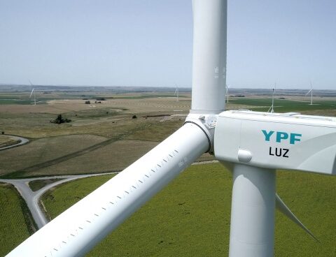 Wind power supplies 2.7 million homes and will save US$3.25 billion