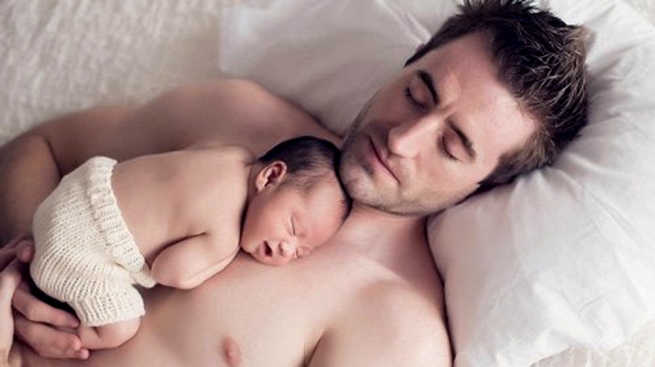 With a festival in Congress they demand the extension of paternity leave