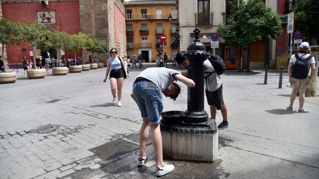 With temperature records and fires, the heat wave begins to subside in Europe