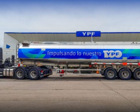 YPF will strengthen its offer to address the shortage of diesel
