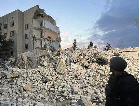 A Russian bombardment hit a building and killed 15 people in eastern Ukraine.