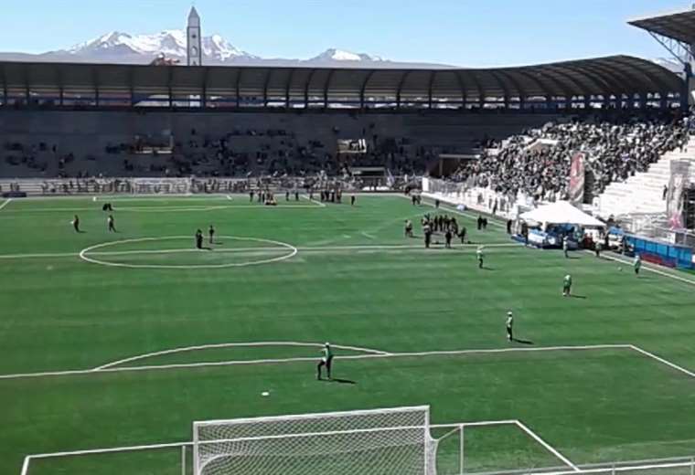 Always Ready - Universitario de Vinto (previa): minuto a minuto