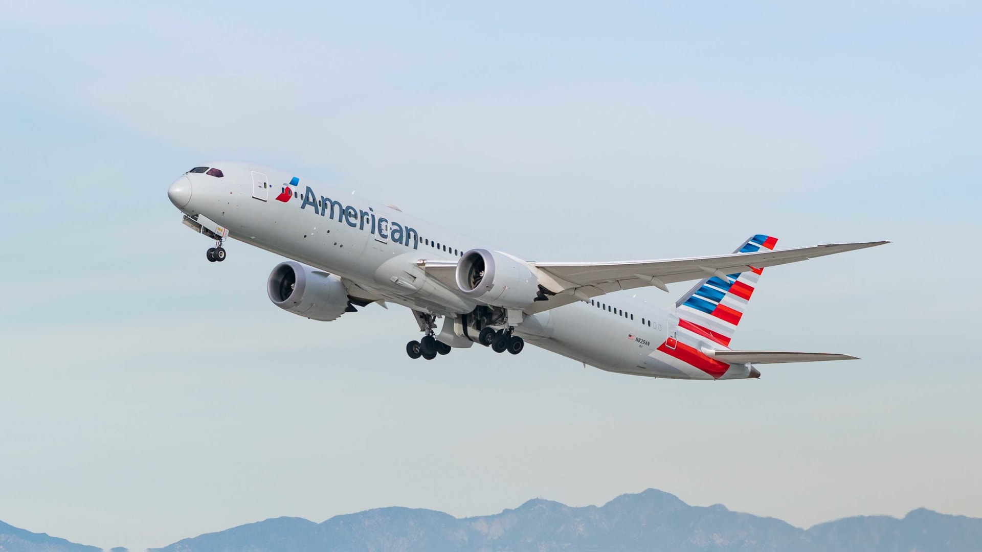 American Airlines continues to delay its return to Nicaragua, despite the change in health policies in the country