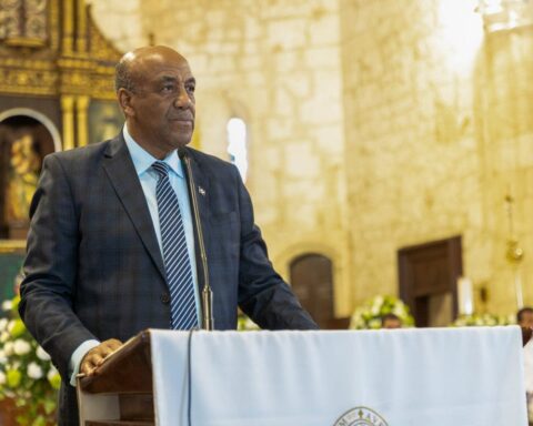 Antonio Almonte destaca importancia de los sectores energético y minero