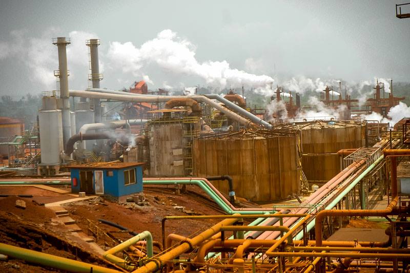 Planta de níquel, en Moa, en el oriente cubano. Foto: Juan Pablo Carreras / ACN / Archivo.