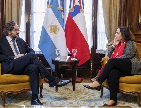 Argentina and Chile agreed to advance in projects to develop lithium