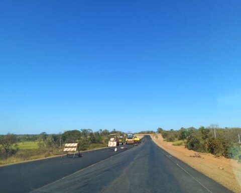 Asfaltan tramo de 205 km de la carretera San José -San Ignacio