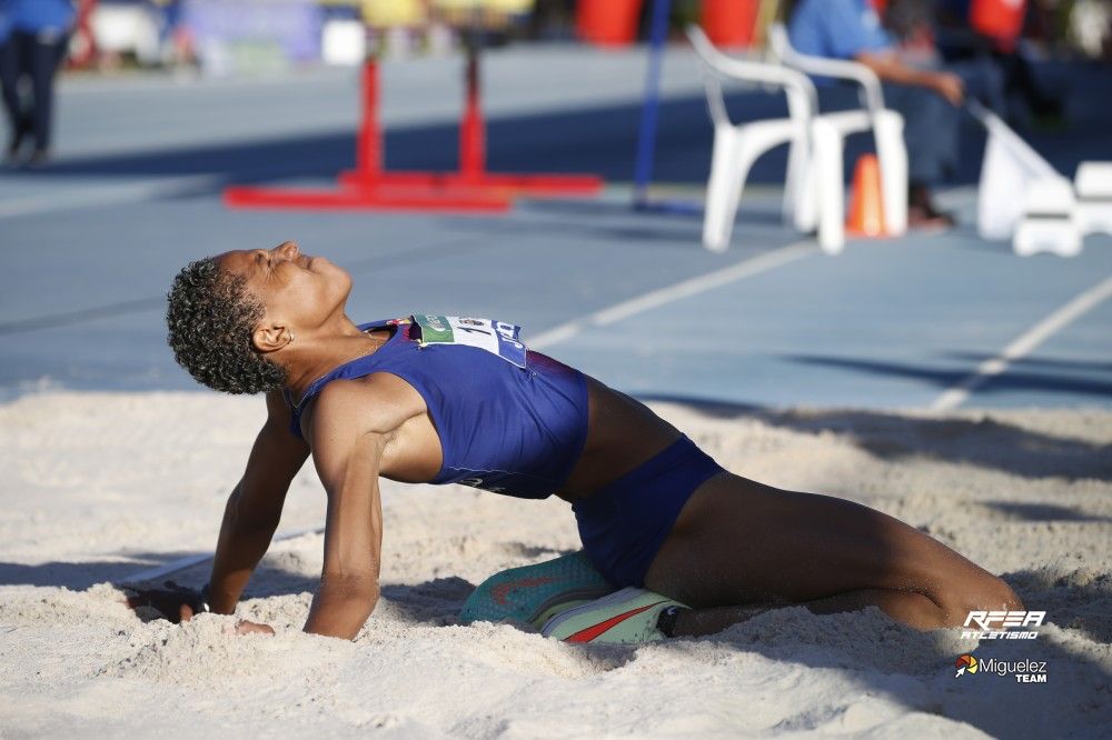 Dado los últimos acontecimientos, la venezolana deberá centrarse ahora en conquistar su tercera corona universal al aire libre de triple salto, modalidad en la que posee el récord mundial. Foto: twitter.com/TeamRojas45