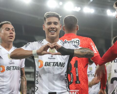 Atlético-MG wins Botafogo and momentarily leads the Brasileirão