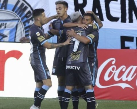 Atlético Tucumán adds its fourth victory and leads the Argentine tournament