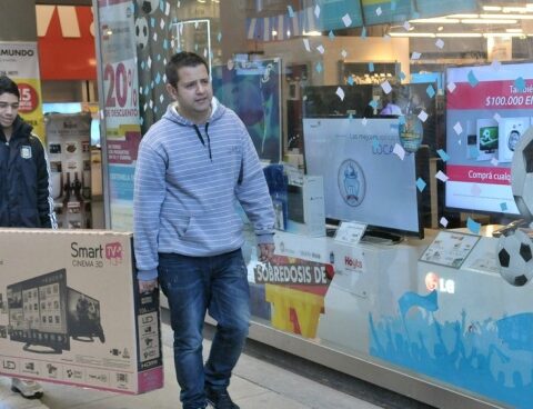 Banco Provincia launched a promotion to buy televisions in 24 installments without interest