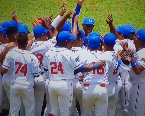 Imagen de archivo de los Alazanes de Granmas, actuales campeones del béisbol cubano. Foto: radiohc.cu / Archivo.
