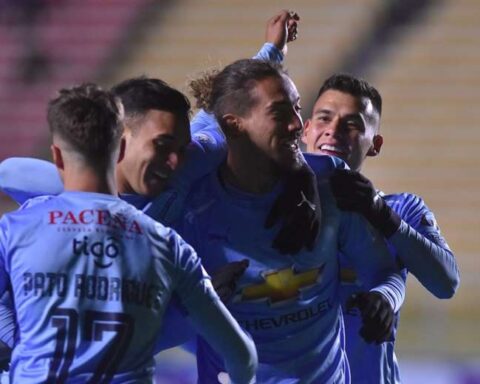 Bolívar goleó 3-0 a Wilstermann con Francisco Da Costa como figura